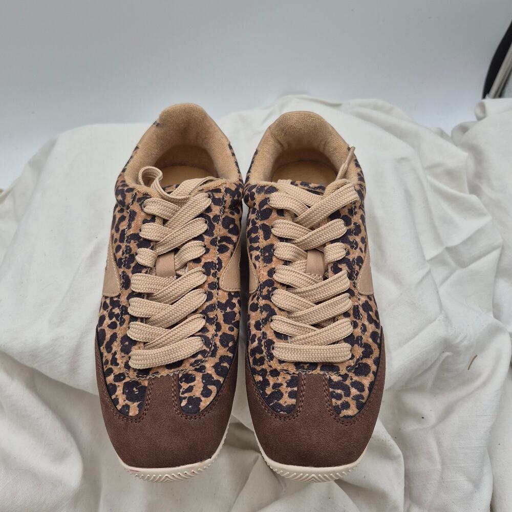 NEW DV Dolce Vita Gaven Low-Profile Lace-Up Sneakers leopard print Women size 5